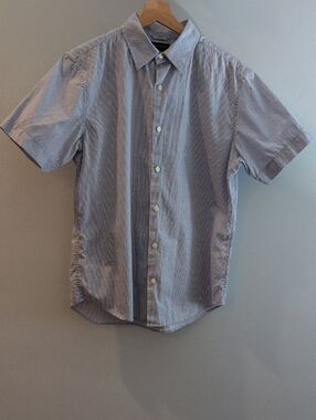 Banana Republic Men's Medium Regular Fit Short Sleeve Button Down Shirt